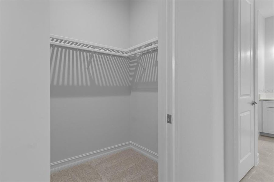 Spacious, unfurnished interior of a new home in Southern Hills Plantation, Brooksville (Image 15).