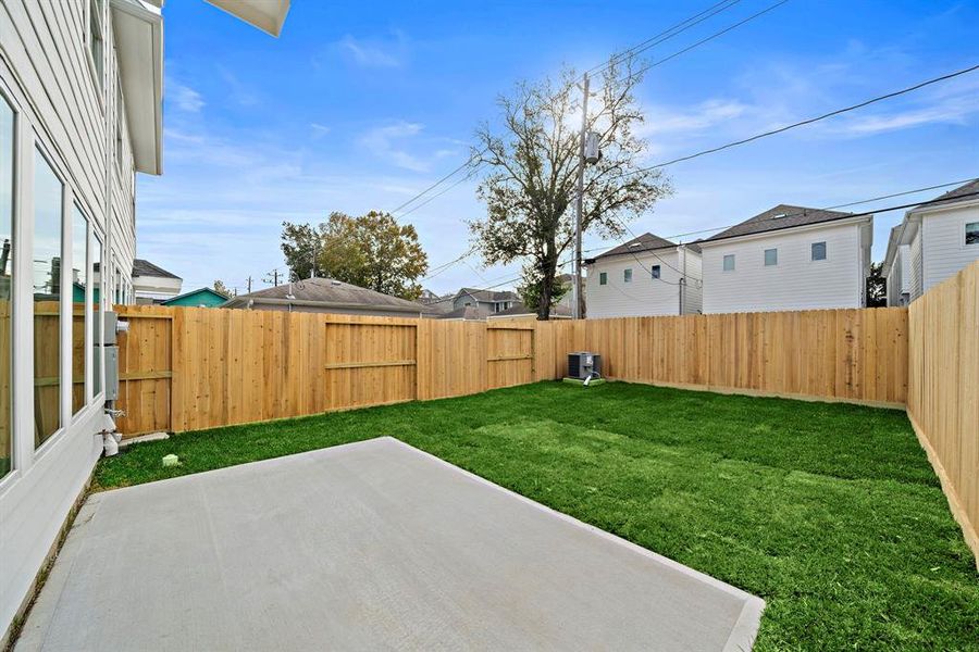 These are photos of a previously built home. Photos are of a house that may show upgraded/alternative finishes.