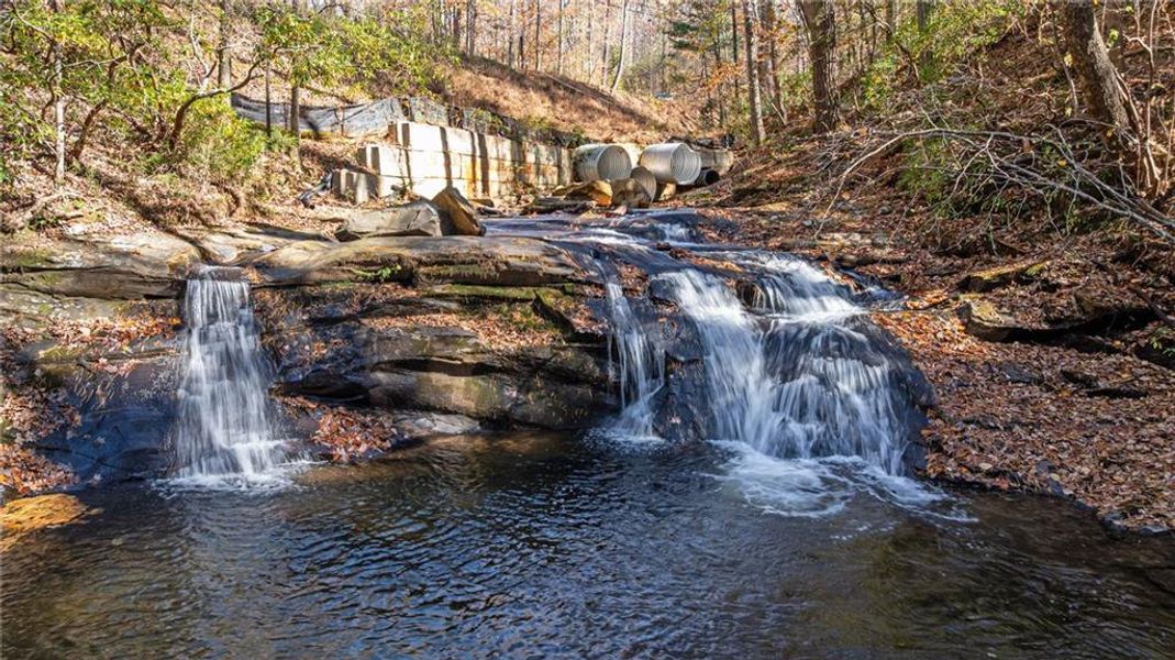 Natural landscape and outdoor views near in Jasper (Image 15). Natural landscape and outdoor views near in Jasper (Image 15).