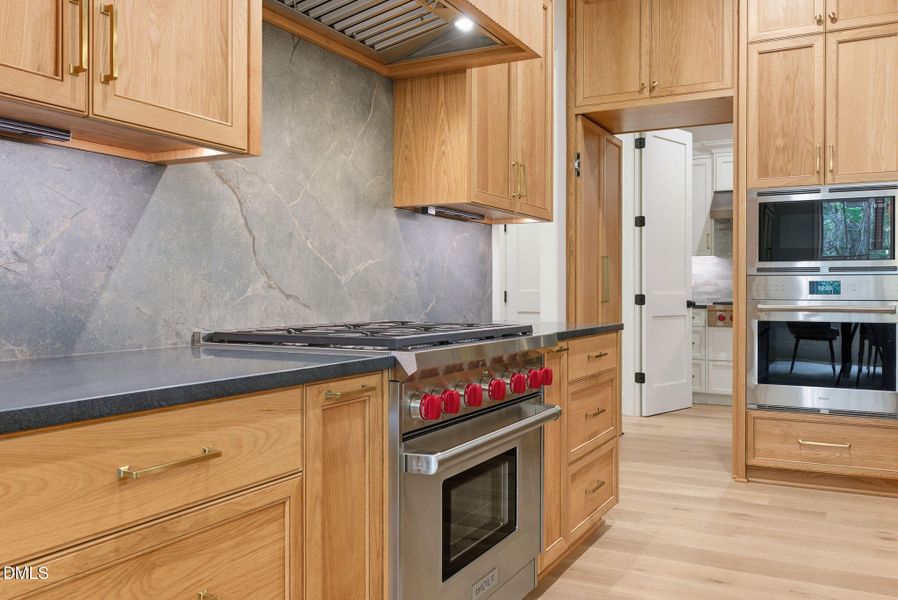 274 Westhampton Drive-58