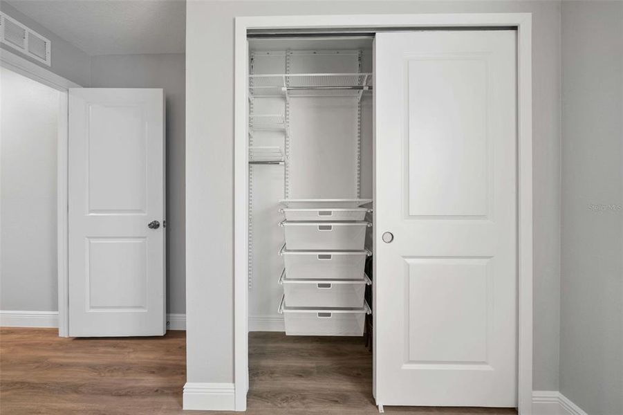 Spacious, unfurnished interior of a new home in , Kissimmee (Image 19).