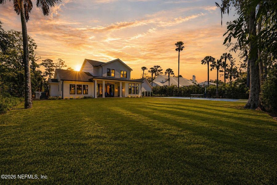 Exterior details and patio area of a home in , Ponte Vedra Beach (Image 35).