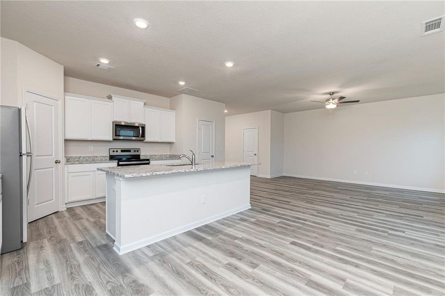 Furnished interior view inside a new home in Lake Preserve at Jackson Trail, Jefferson (Image 10).