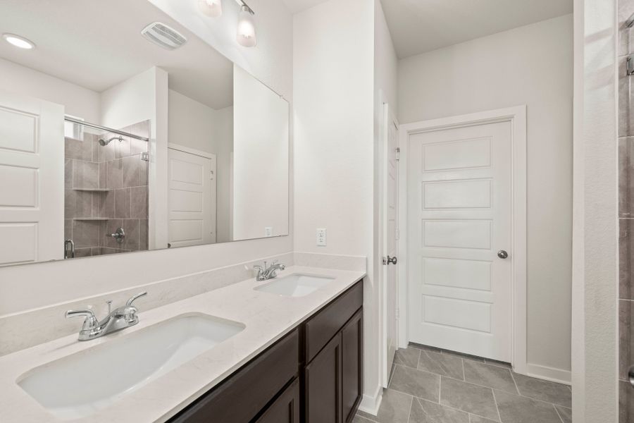Furnished interior view inside a new home in South Pointe, Temple (Image 4).