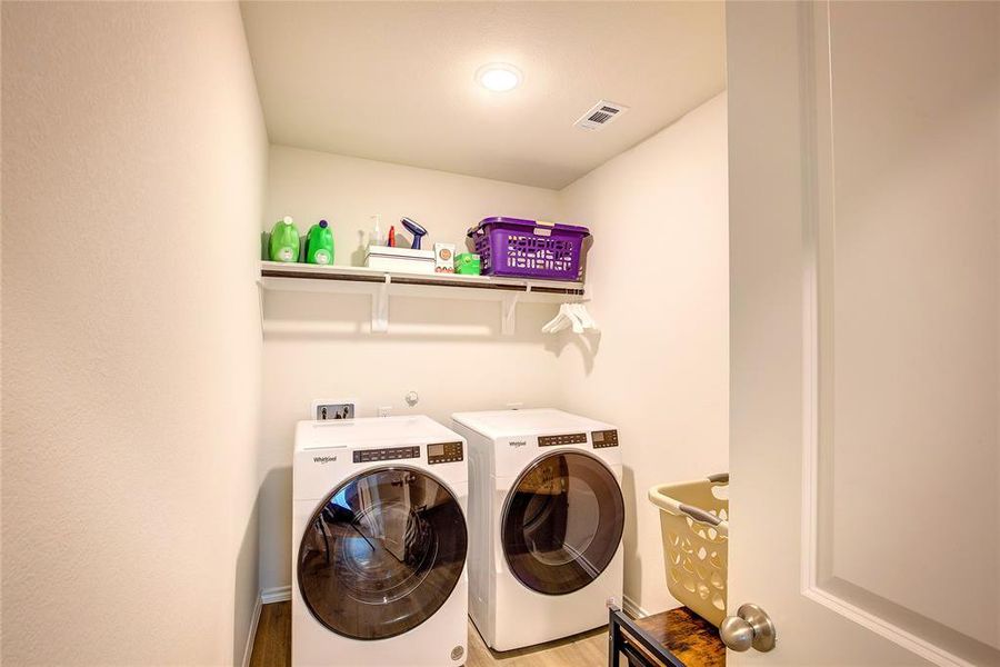 Image 27 of a home in . Image 27 of a home in .