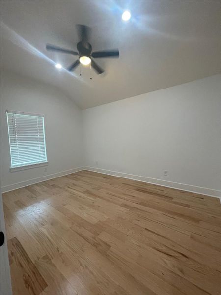 Spacious, unfurnished interior of a new home in , Cleveland (Image 8).