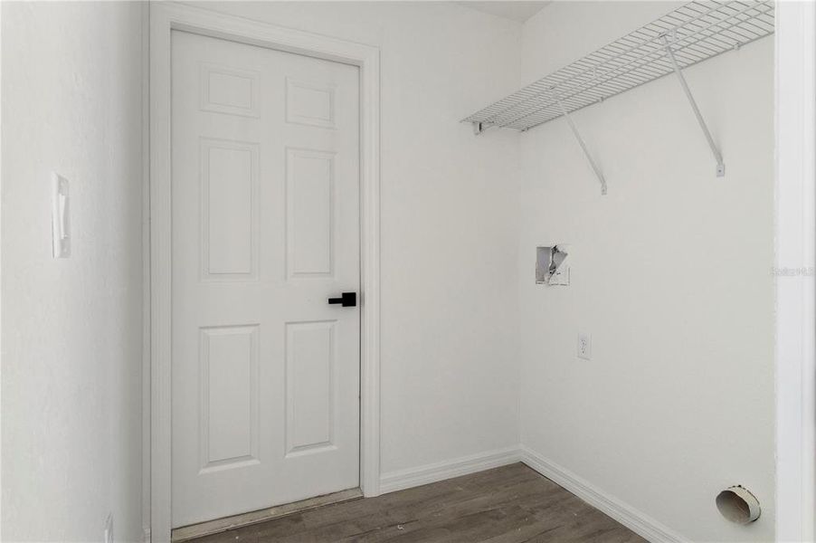 Spacious, unfurnished interior of a new home in , Summerfield (Image 6).