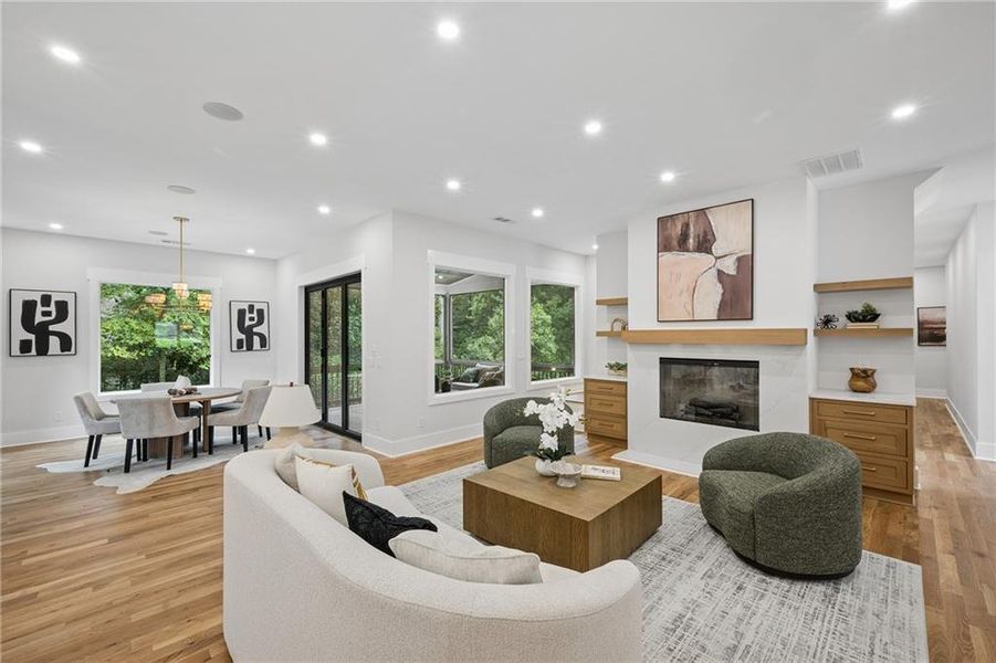 Furnished interior view inside a new home in , Atlanta (Image 52).