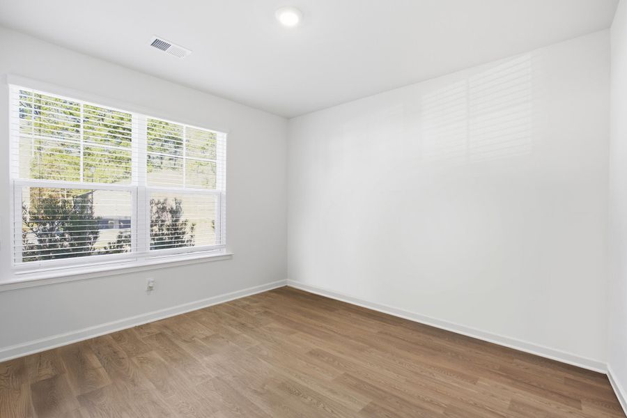 Spacious, unfurnished interior of a new home in , Santee (Image 17).