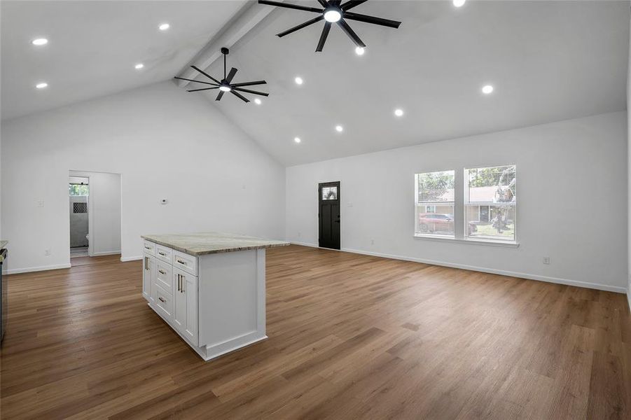 Spacious, unfurnished interior of a new home in , Waco (Image 18). Spacious, unfurnished interior of a new home in , Waco (Image 18).
