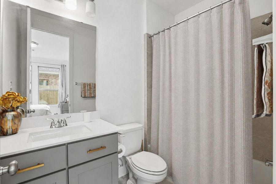 Furnished interior view inside a new home in Elyson, Katy (Image 15).