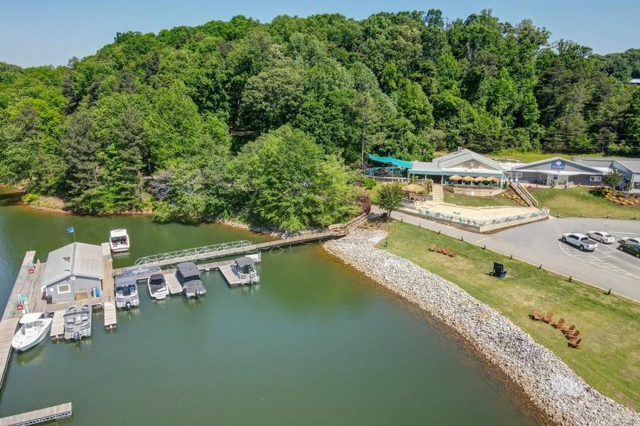 Image 53 of a home in Hemingway.