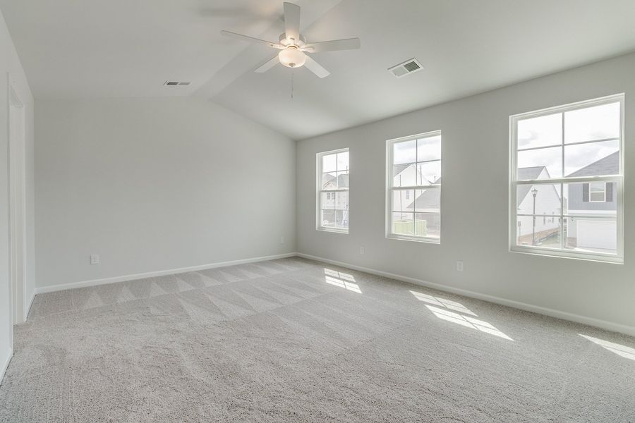 Spacious, unfurnished interior of a new home in Winston Point, Gilbert (Image 22). Spacious, unfurnished interior of a new home in Winston Point, Gilbert (Image 22).