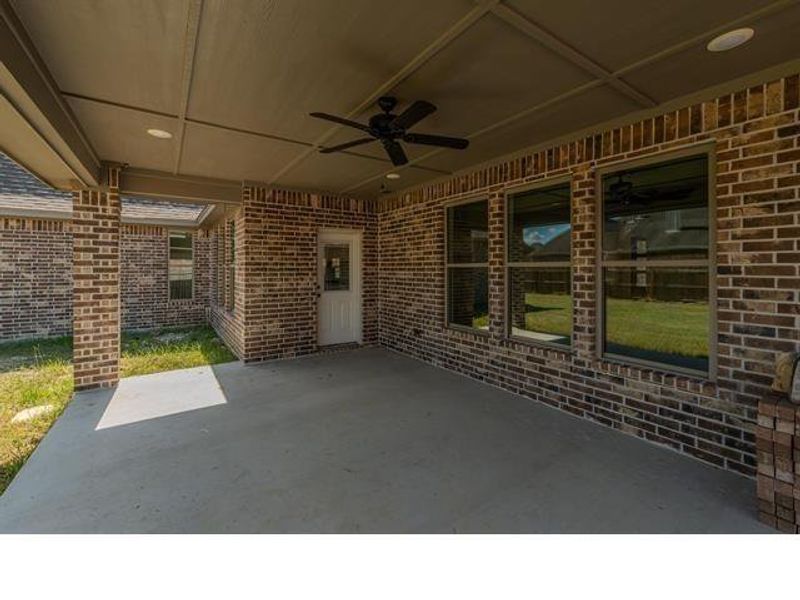 Exterior details and patio area of a home in , Beaumont (Image 3).