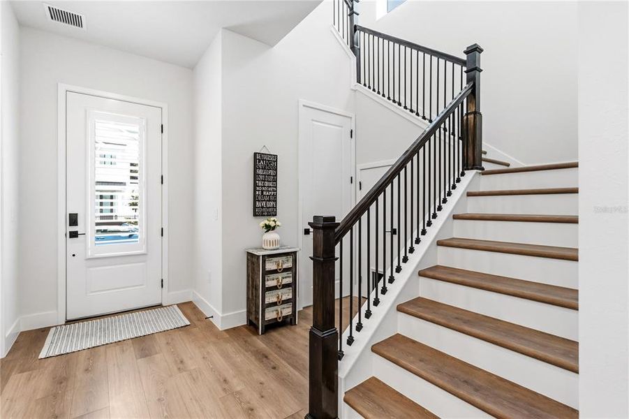 Furnished interior view inside a new home in Emerald Landing at Waterside at Lakewood Ranch – Cottage Series, Sarasota (Image 53). Furnished interior view inside a new home in Emerald Landing at Waterside at Lakewood Ranch – Cottage Series, Sarasota (Image 53).
