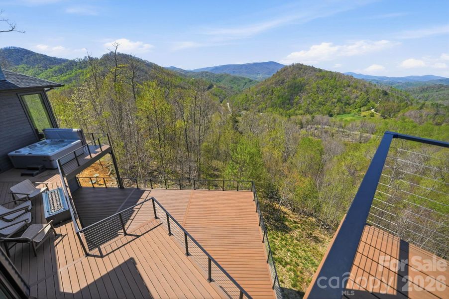 Exterior details and patio area of a home in , Banner Elk (Image 4).