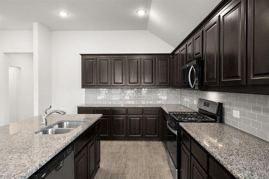 2817 Hay- Kitchen-3 2817 Hay- Kitchen-3