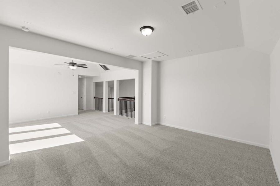 Spacious, unfurnished interior of a new home in Park Hills, Rockwall (Image 25).
