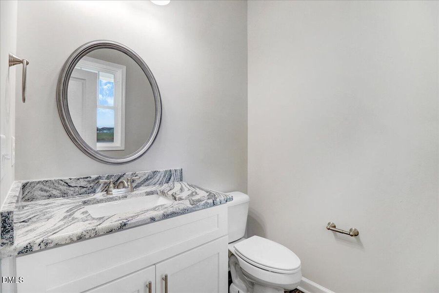 37-105 Baileys Pl-37