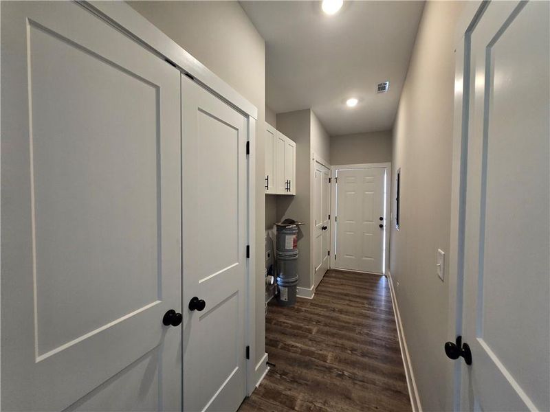 Spacious, unfurnished interior of a new home in , Lavonia (Image 21).