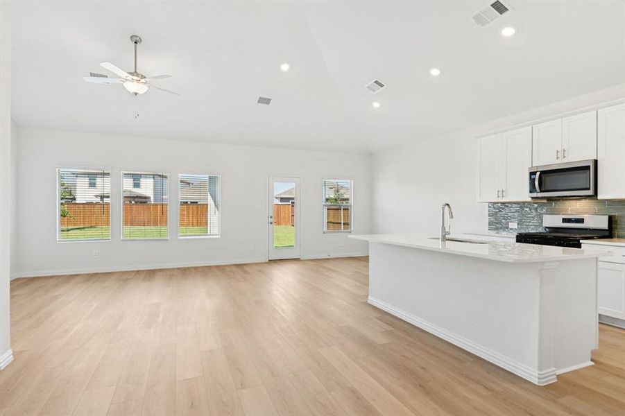 Photo is not of the actual home, but is an inspirational photo of builder’s model home and may depict options, furnishings, and/or decorator features that are not included.