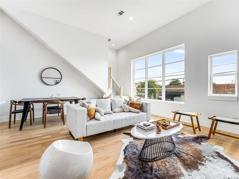 Furnished interior view inside a new home in , Dallas (Image 7).