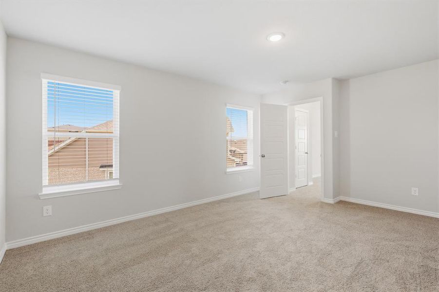 Spacious, unfurnished interior of a new home in Burgess Meadows, Cleburne (Image 17).