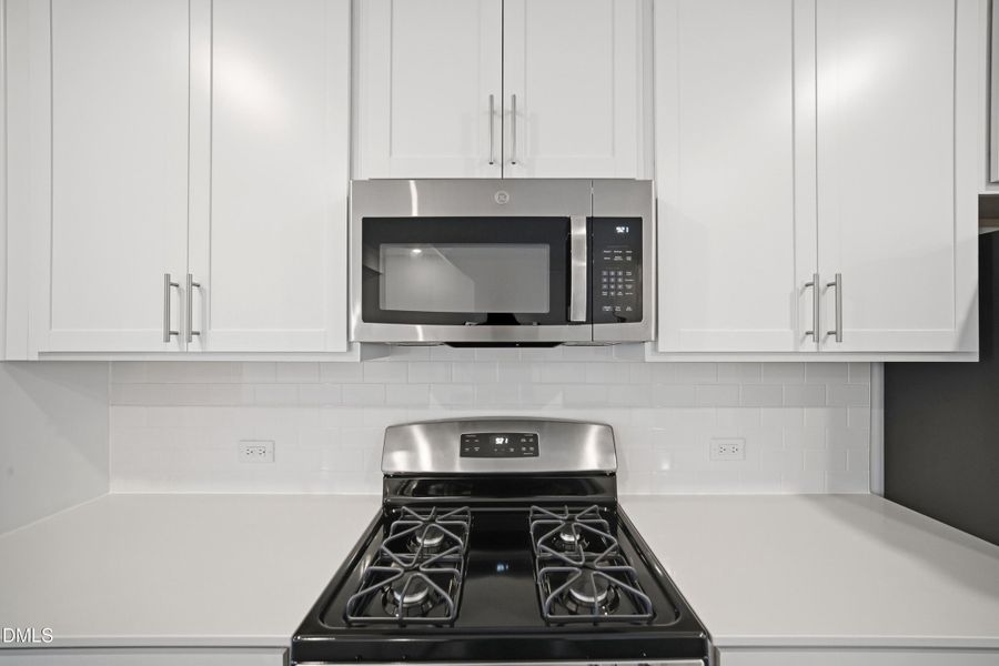 12_SUN_Stoneriver_Pic_Colton_Kitchen_3of