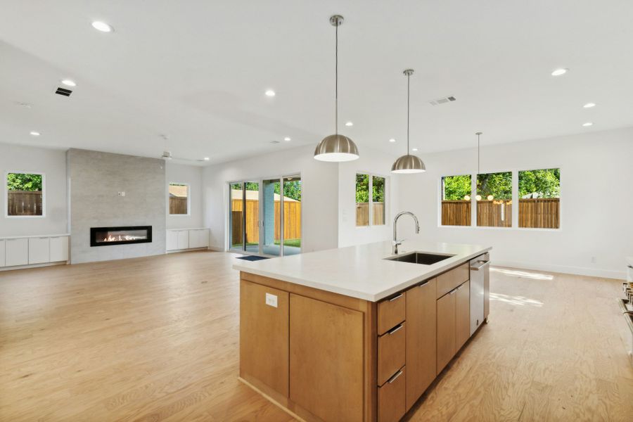 Furnished interior view inside a new home in , Dallas (Image 24).