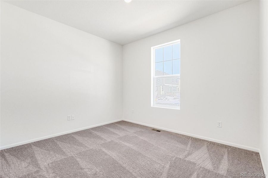 Spacious, unfurnished interior of a new home in Farmlore, Brighton (Image 25).