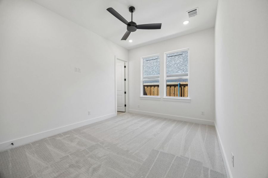 Spacious, unfurnished interior of a new home in StarView, Prosper (Image 47).