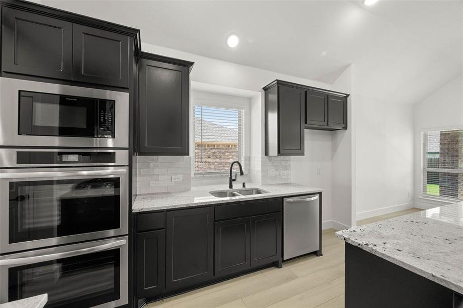 2222 Maybank- Kitchen-4 2222 Maybank- Kitchen-4