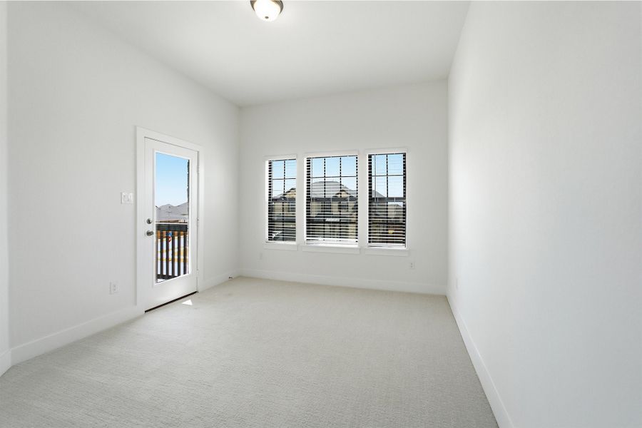 Spacious, unfurnished interior of a new home in Sunfield, Buda (Image 36). Spacious, unfurnished interior of a new home in Sunfield, Buda (Image 36).