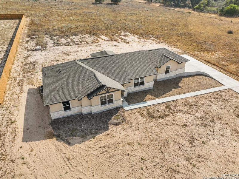 Image 42 of a home in .