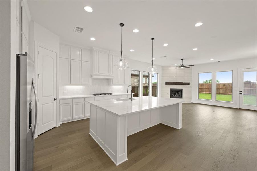 1845 Rough Ridge- Kitchen-1