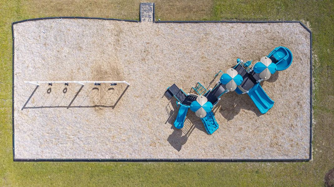 Community amenities in Vineyard Trail, Jacksonville (Image 27).