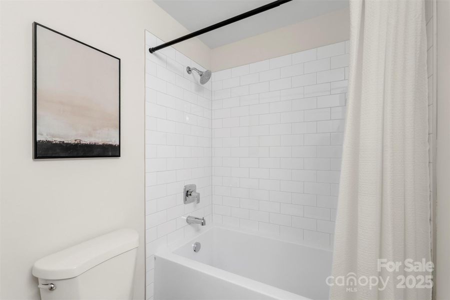 Image 39 of a home in .