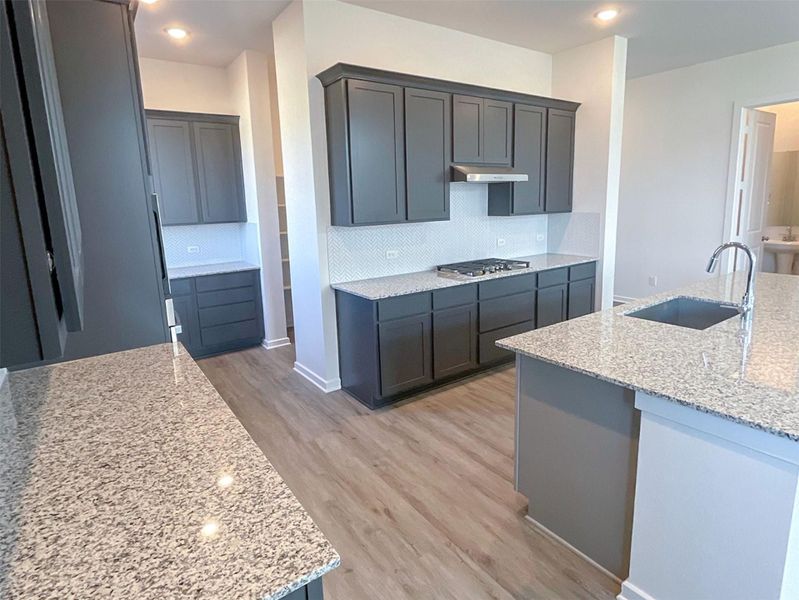 Furnished interior view inside a new home in Canterra Creek  60', Rosharon (Image 4).