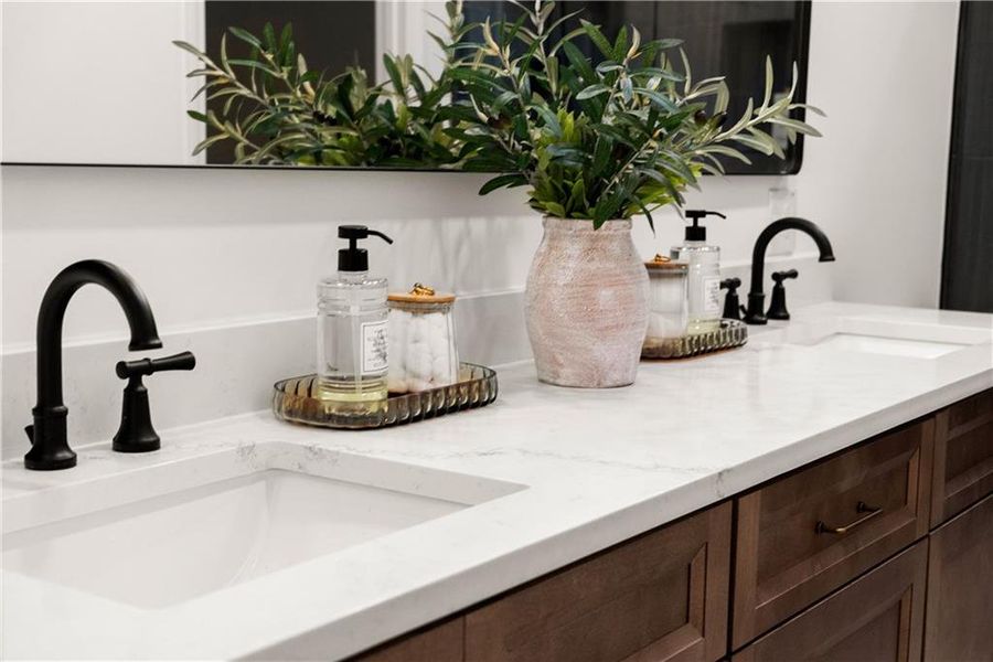 Close-up of interior finishes inside a home in , Dawsonville (Image 23).
