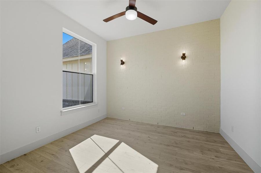 Spacious, unfurnished interior of a new home in Eagles Bluff, Willow Park (Image 15).