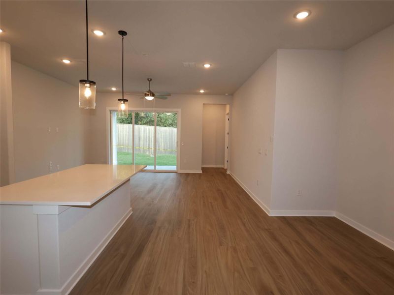Spacious, unfurnished interior of a new home in Cedar Brook, Leander (Image 14).