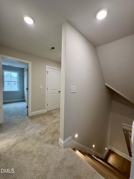 b04a0f73-9f99-4608-b99a-e7e87194e847