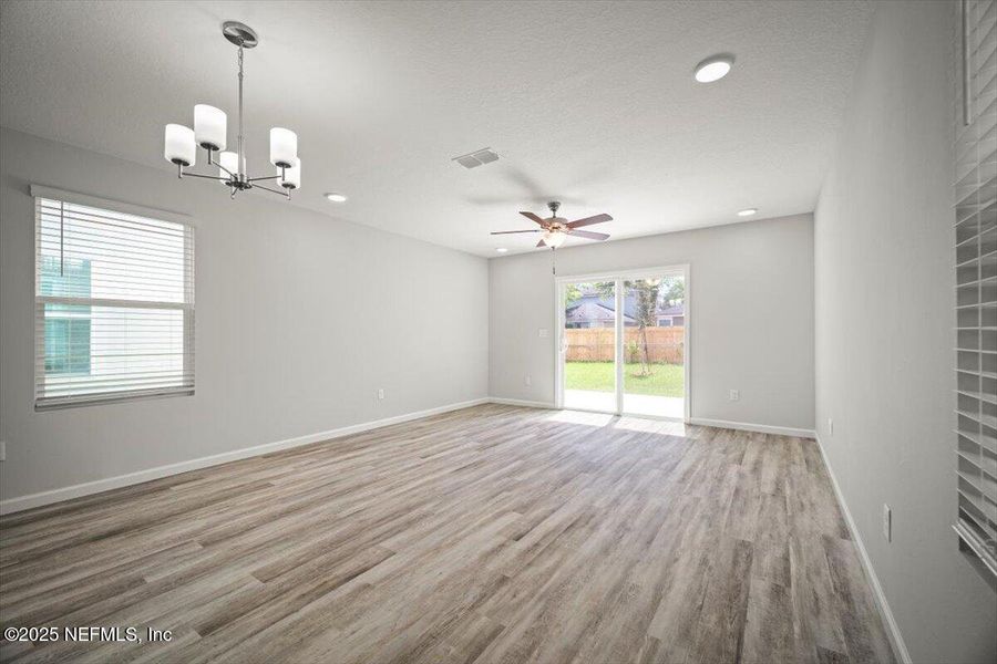 Spacious, unfurnished interior of a new home in , Jacksonville (Image 19).