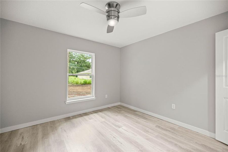 Spacious, unfurnished interior of a new home in , Ocala (Image 14).