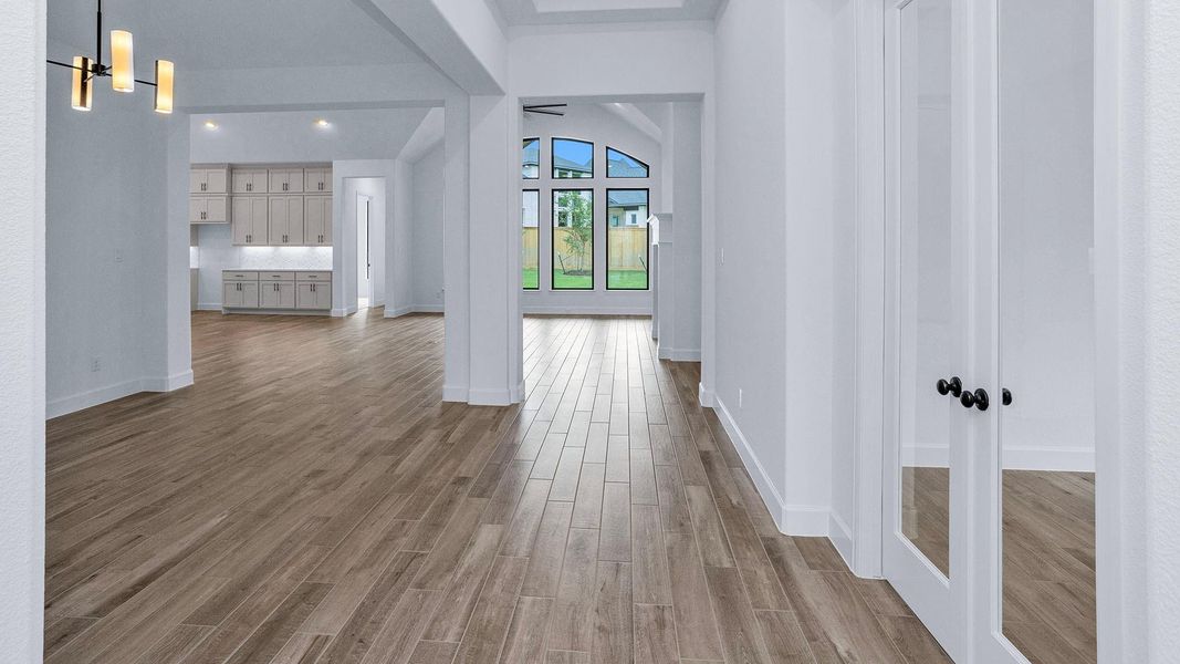 Spacious, unfurnished interior of a new home in Kresston, Montgomery (Image 20).