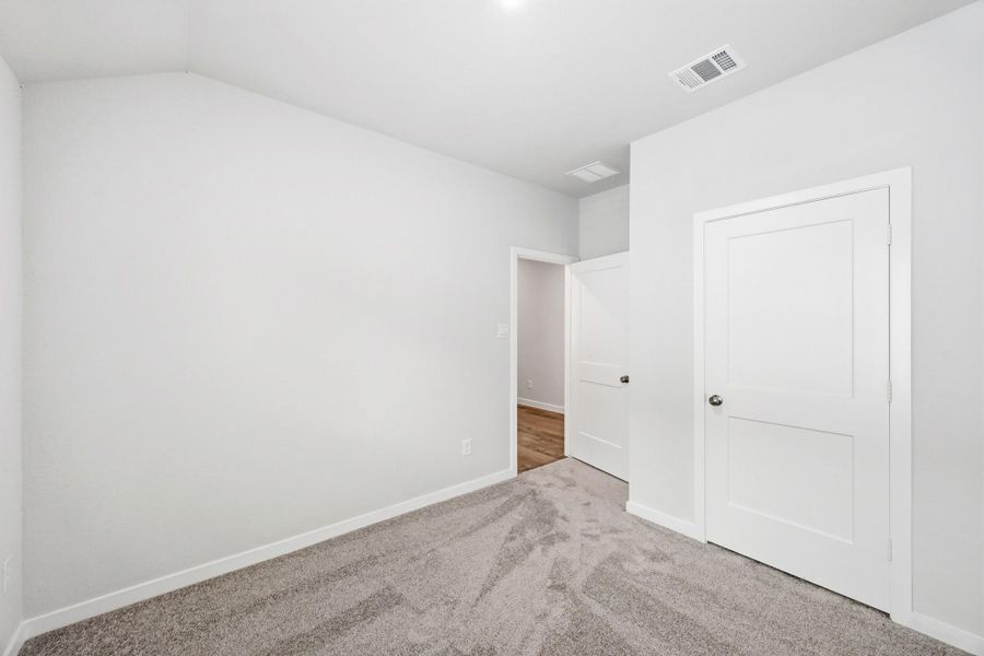 Spacious, unfurnished interior of a new home in The Villages at Westpointe, Dayton (Image 12).