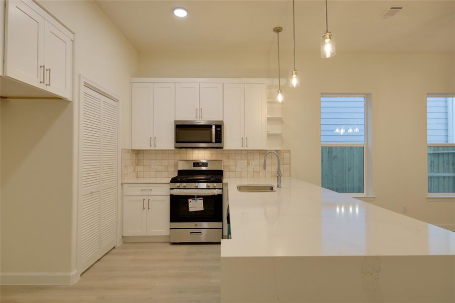 Furnished interior view inside a new home in , Houston (Image 10). Furnished interior view inside a new home in , Houston (Image 10).