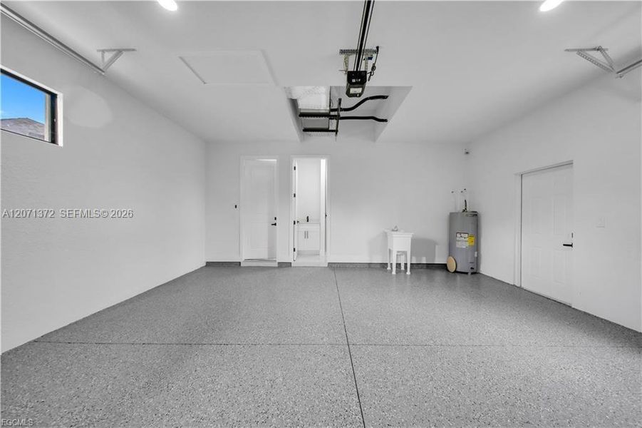 Spacious, unfurnished interior of a new home in , Lehigh Acres (Image 15). Spacious, unfurnished interior of a new home in , Lehigh Acres (Image 15).