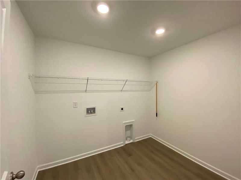 Spacious, unfurnished interior of a new home in Creekside, Dawsonville (Image 21).