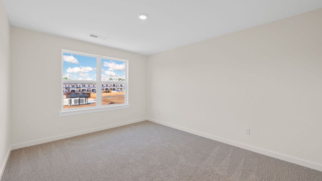 Spacious, unfurnished interior of a new home in Owensby Farms Townhomes, Dayton (Image 15).